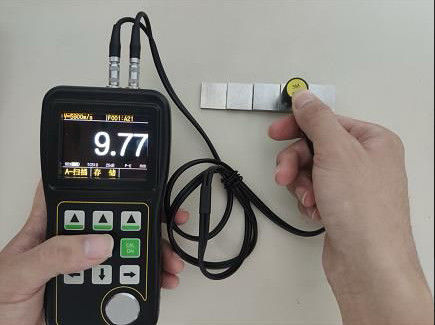 TG-5100D 산업용 초음파 두께 측정기 (실시간 A-SCAN B SCAN, OLED 트루 컬러 스크린, 고정밀 NDT 장비)