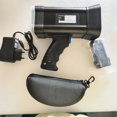 DG-4020 듀얼 AC&DC 작동 휴대용 LED-UV 램프 6000uW/cm2 UV 플럭스 및 2-3H 배터리 수명