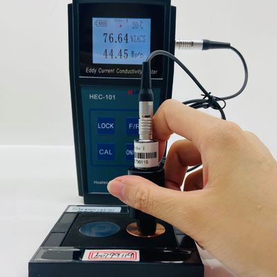 HEC-101 60KHz 에디 전류 전기 전도성 검사기 %IACS MS/m 듀얼 유닛 자동 온도 보상 알루미늄 구리 합금 전도성 미터