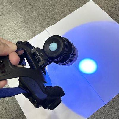 DG-90H 휴대용 헬멧 UV 램프 (핸드헬드 기능 포함) 365nm LED 자외선 램프