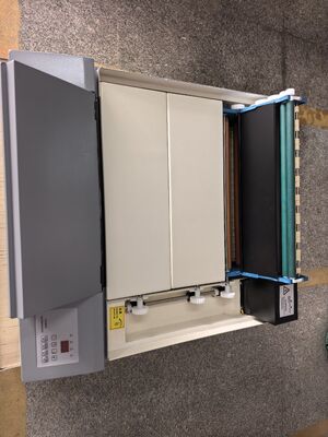 X-ray film processor HDL-P17B with adjustable processing cycle, wide film size compatibility, and high processing capacity